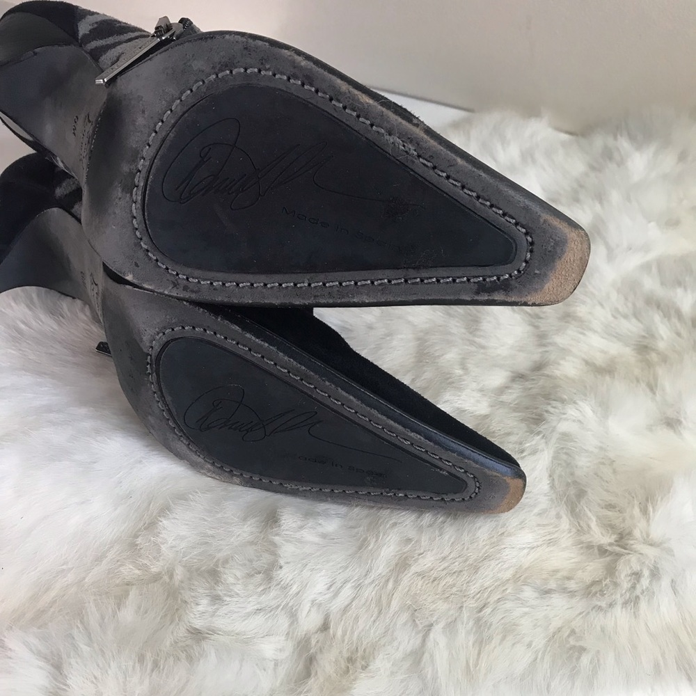 Donald Pliner Maliki Zebra Print Leather Heeled Boots Booties 6 M - Picture 8 of 12